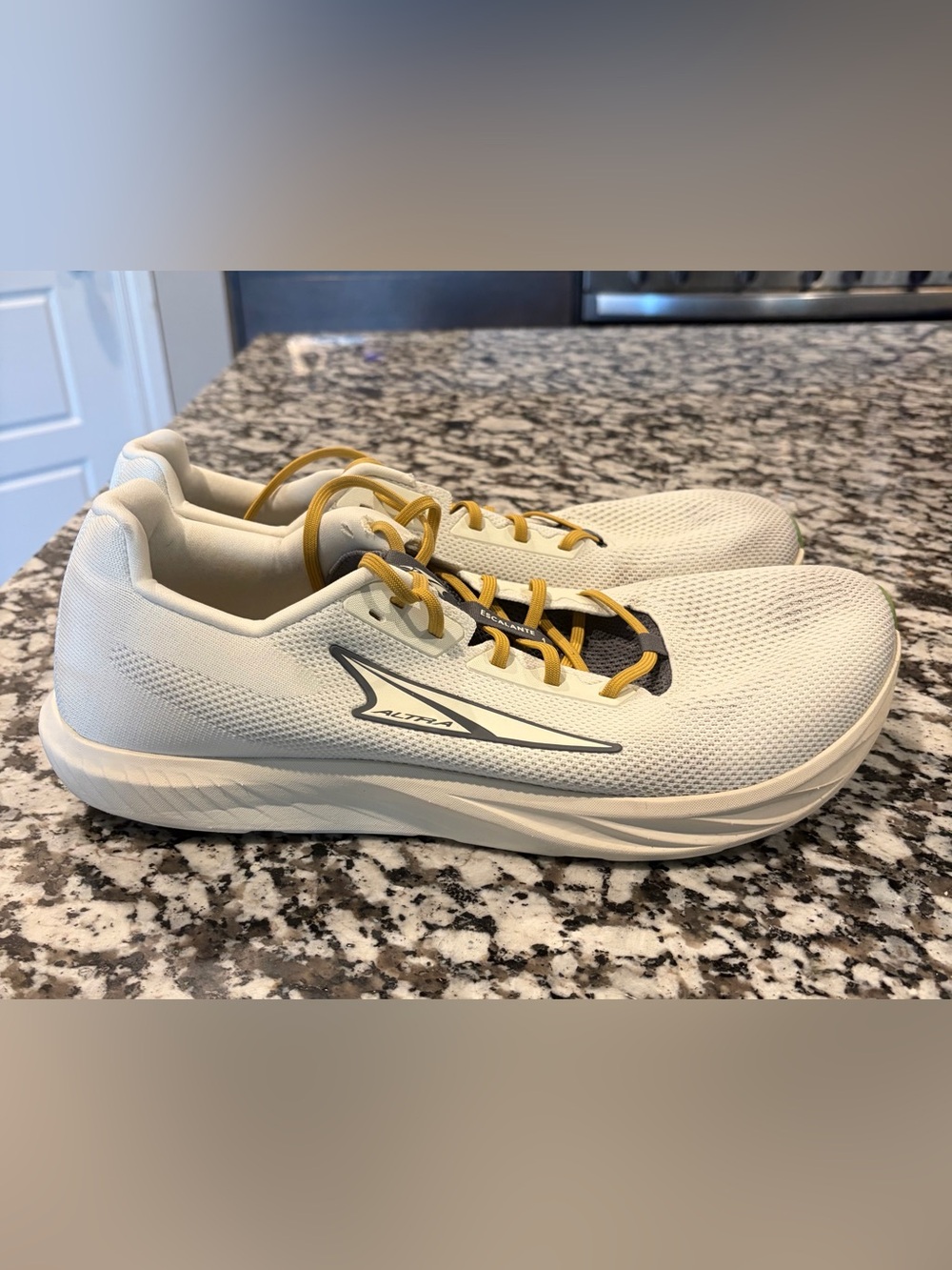 ALTRA Escalante 4 Road Running Shoes